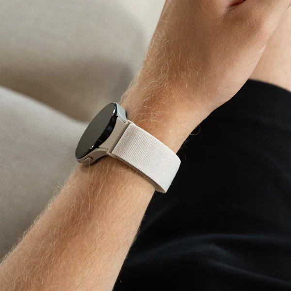Нейлоновый ремешок Cloth Wave для Samsung Galaxy Watch 4 / 4 Classic / 5 / 5 Pro / 6 / 6 Classic / 7 / FE - белый